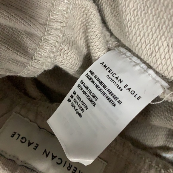 ❤️ American Eagle Icon Joggers - Picture 3 of 8